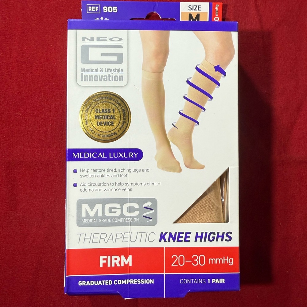 NEO G Medical Luxury Therapeutic Knee Highs Firm 20-30 mmHg Medium
